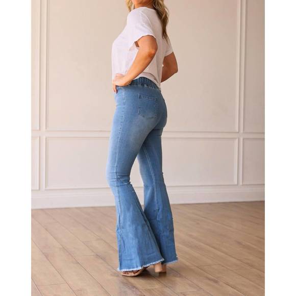 NEW SOUTHERN GRACE the jolene high rise flare denim in light wash - Picture 4 of 10
